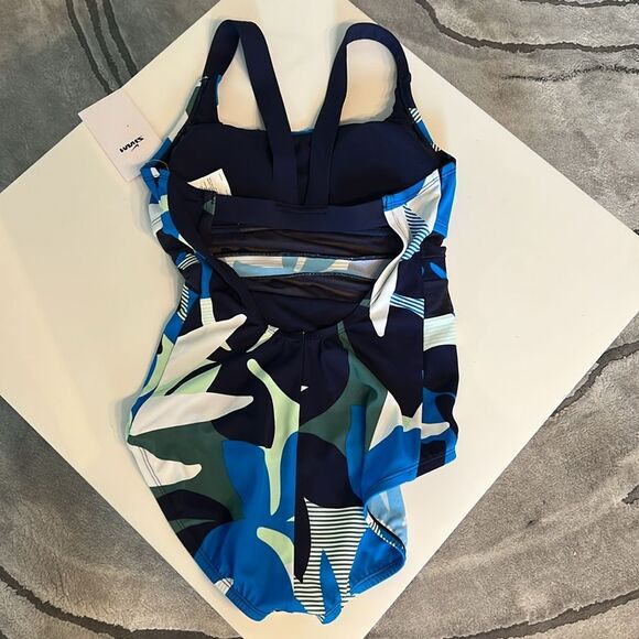 NIKE Women's Mesh Floral Print V-Back One Piece Swimsuit - Picture 3 of 9